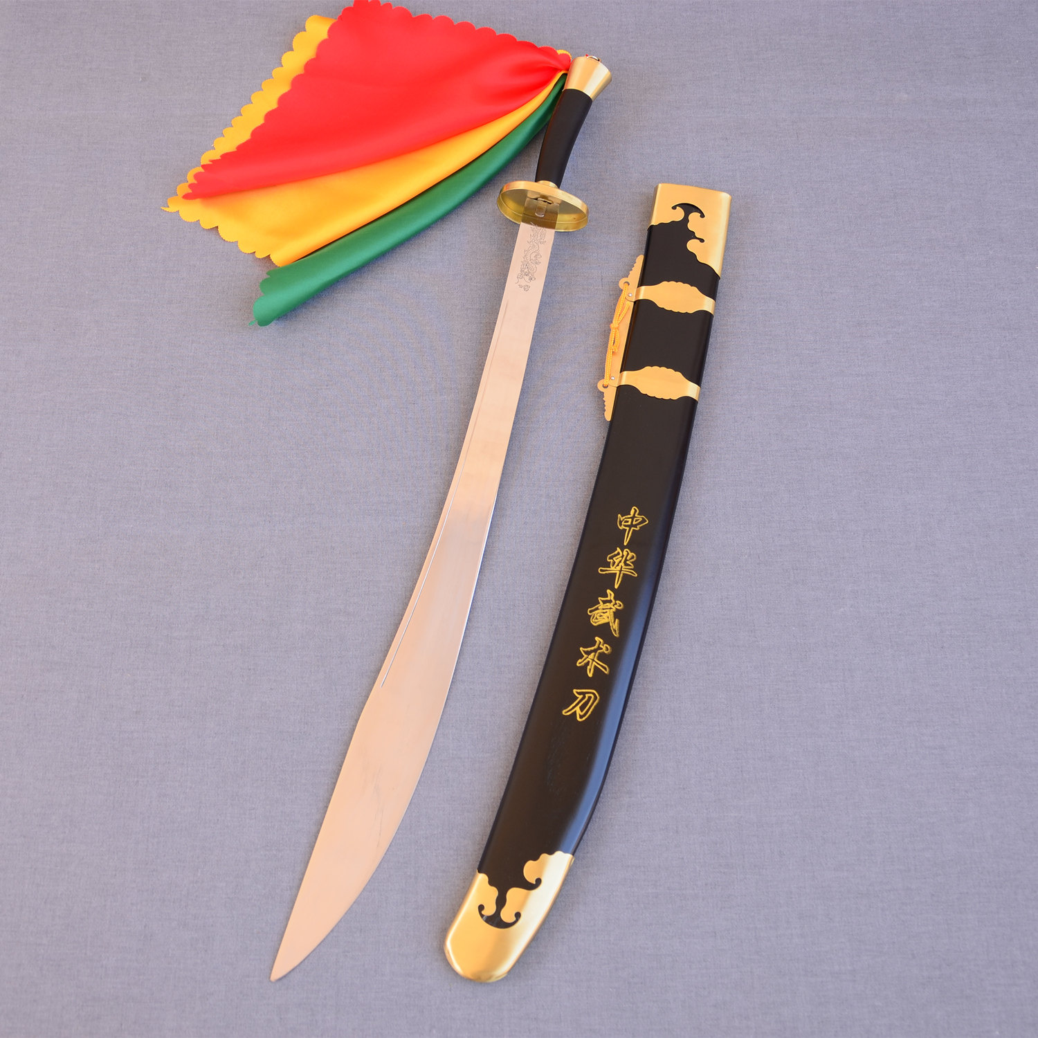 高档不锈钢武术太极刀半硬刀硬刀比赛刀表演晨练刀武协推荐未开刃