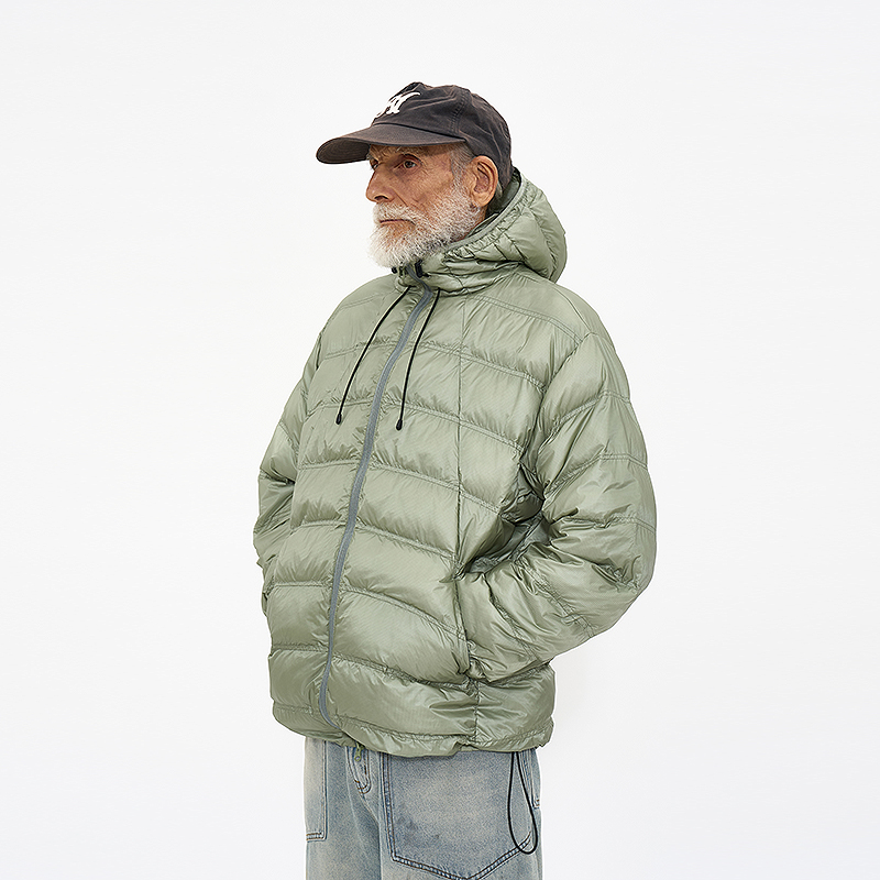 保暖轻盈高级感环保夹克