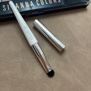 带盖子弹头口红晕染刷唇刷便携式唇刷唇部晕染刷压眼线刷小巧便携