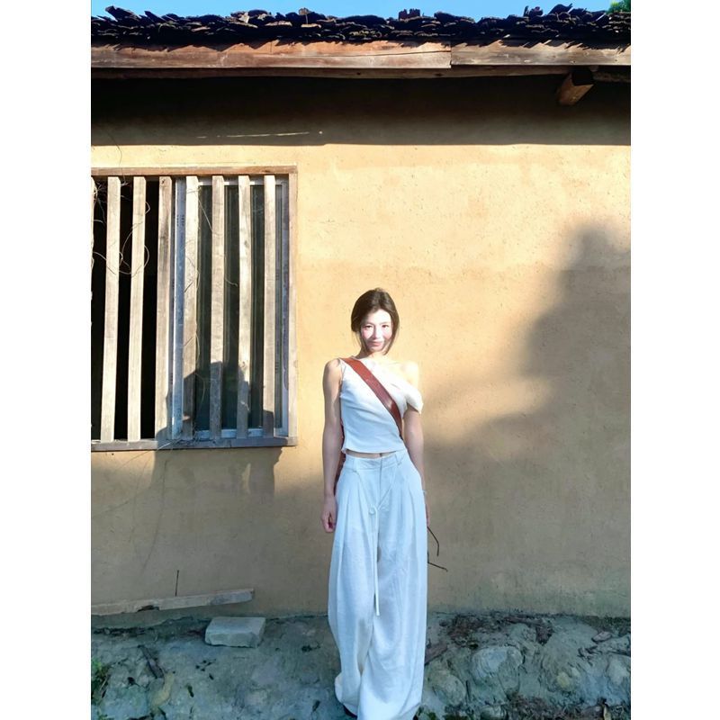 【两件套装】夏季辣妹气质设计斜肩修身短款T恤上衣高腰阔腿裤女