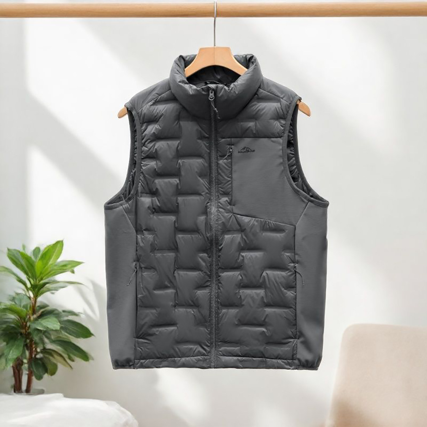 男士轻薄立领羽绒马甲