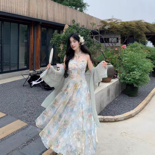 春夏新款超仙绝美碎花挂脖吊带裙开衫披肩仙气飘飘长裙大码女装