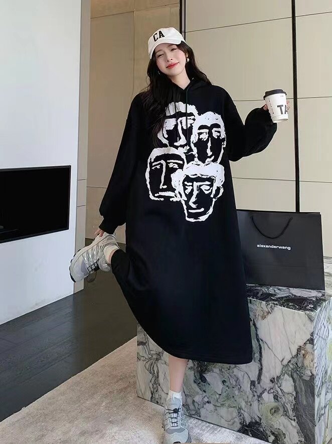 特大码秋冬款加绒加厚卫衣裙遮屁股宽松大版胖妹妹穿搭打底连衣裙