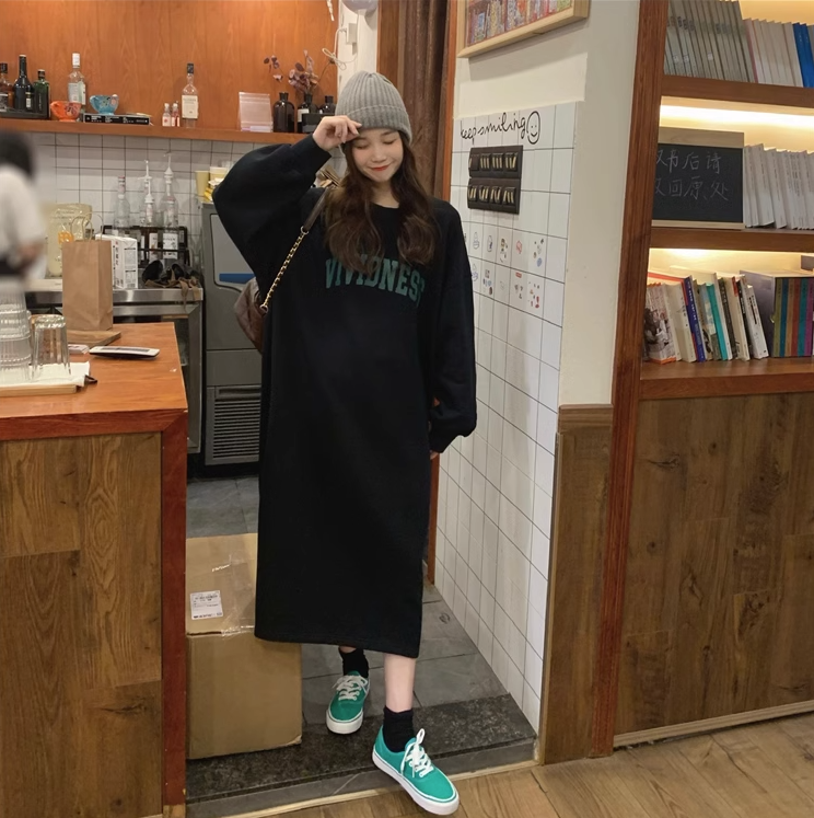 早秋套头圆领韩版cec卫衣裙女印花时尚宽松下摆开叉有口袋连衣裙