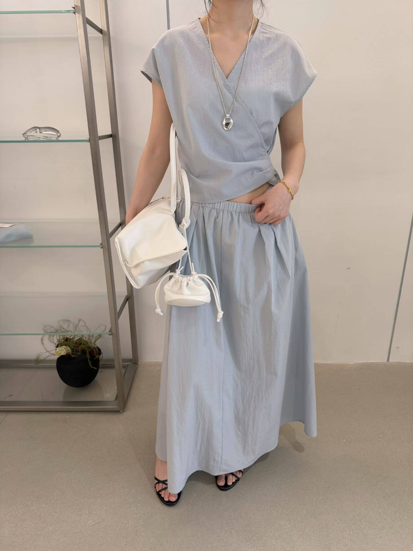 米蓝汇7653韩国高级感一片式上衣+松紧腰半身裙天丝棉纸片人套装