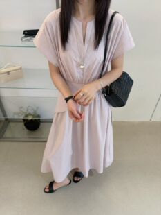 设计感收腰显瘦小V领三角巾绑带减龄纯棉连衣裙93366 韩国Aces时尚