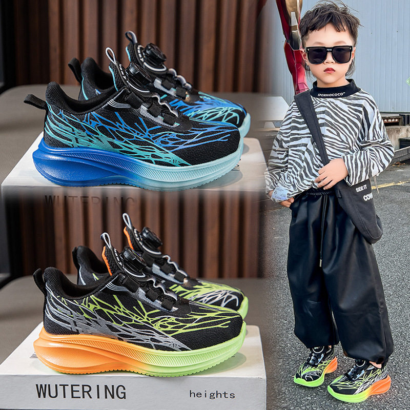 男童运动鞋2026秋冬季新款韩版儿童跑步鞋软底透气男孩休闲鞋