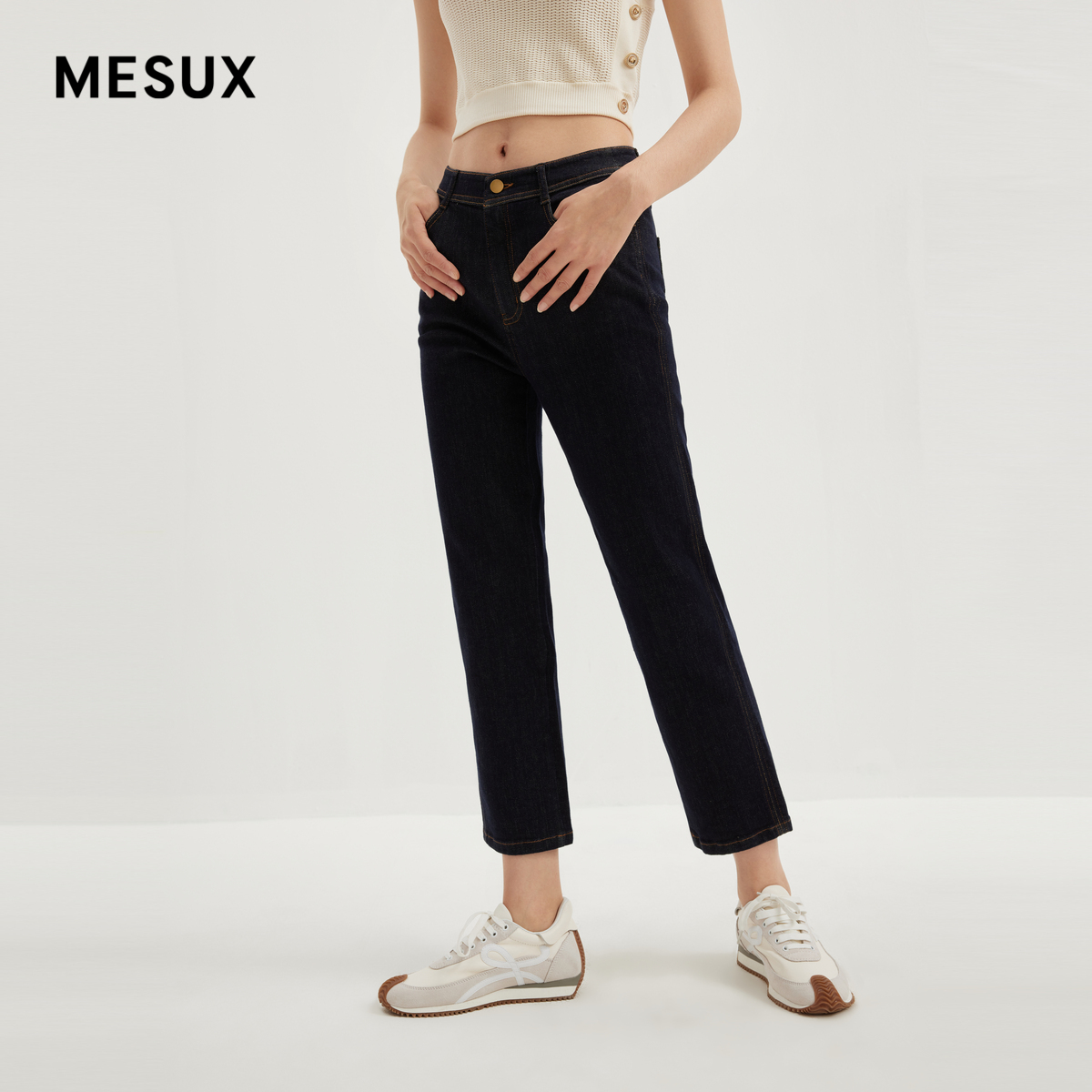 MESUX米岫怀旧洗褪磨毛微弹棉质高腰九分锥形牛仔裤MMWUR417