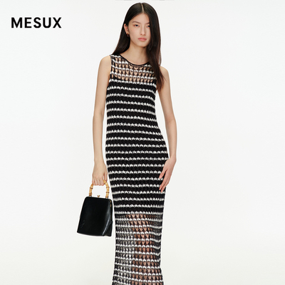 米岫镂空编织静奢珐琅针织连衣裙