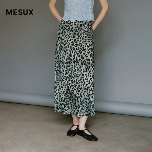 MESUX米岫26夏真丝双绉豹纹印花弹力腰鱼尾式斜裁半裙MOMUS404