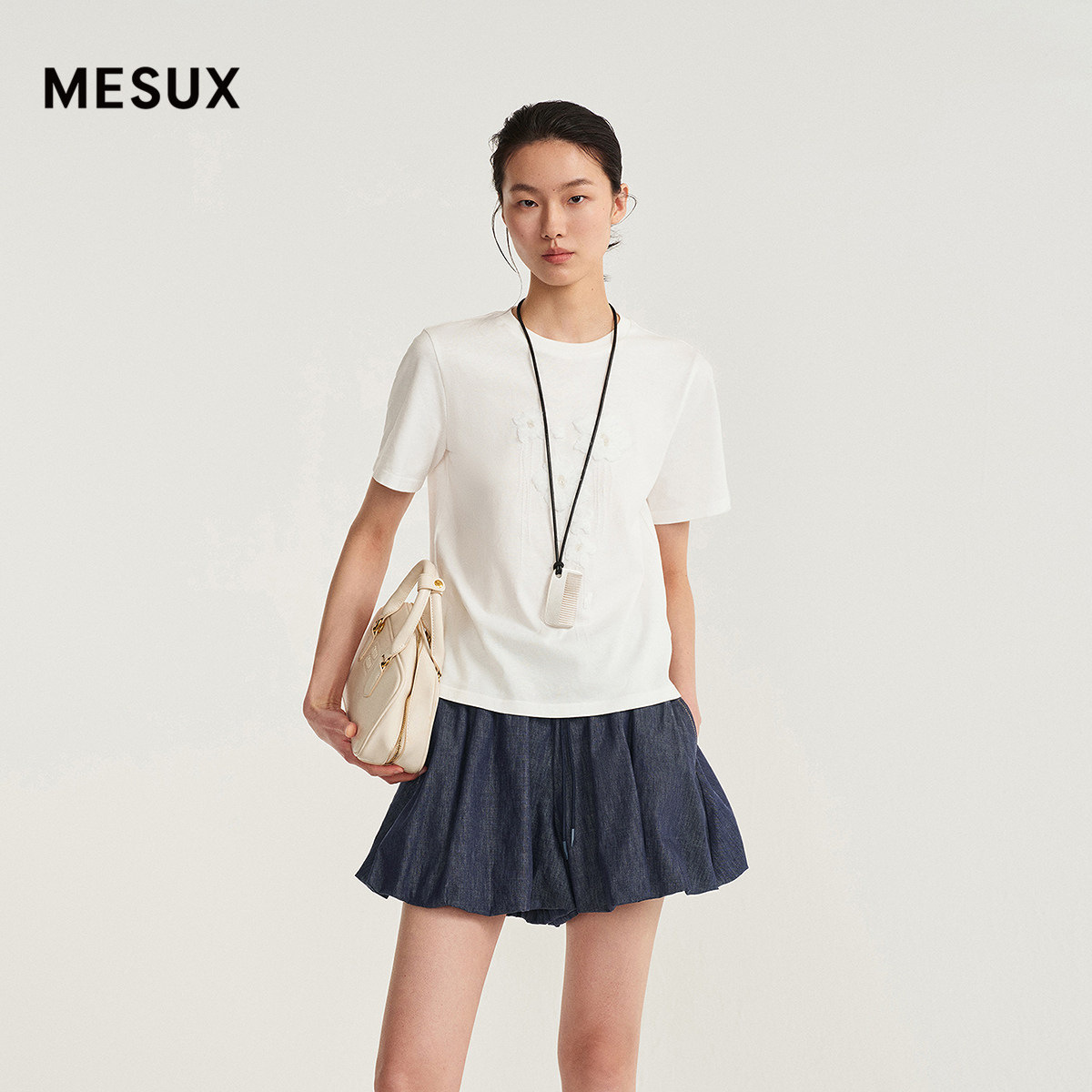 MESUX米岫26夏棉麻混纺面料原创立体花卉小圆领廓形T恤MOMUB321
