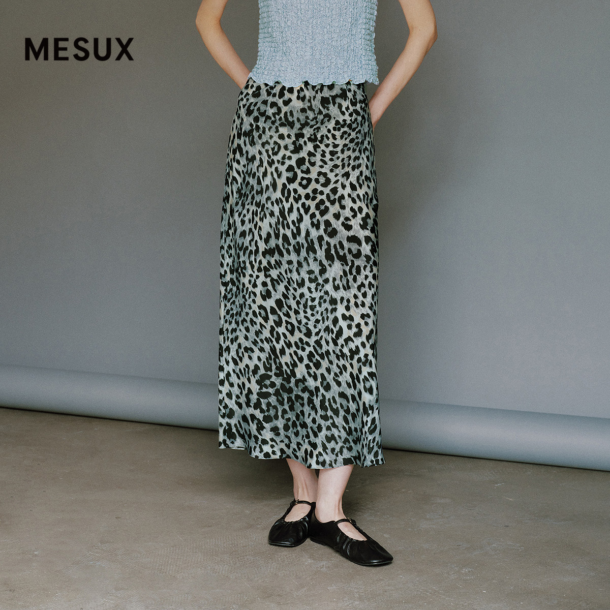 MESUX米岫26夏真丝双绉豹纹印花弹力腰鱼尾式斜裁半裙MOMUS404