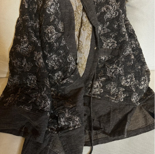 素年未央新SN218双面提花大V领拼布系带宽松休闲复古中长秋款 外套