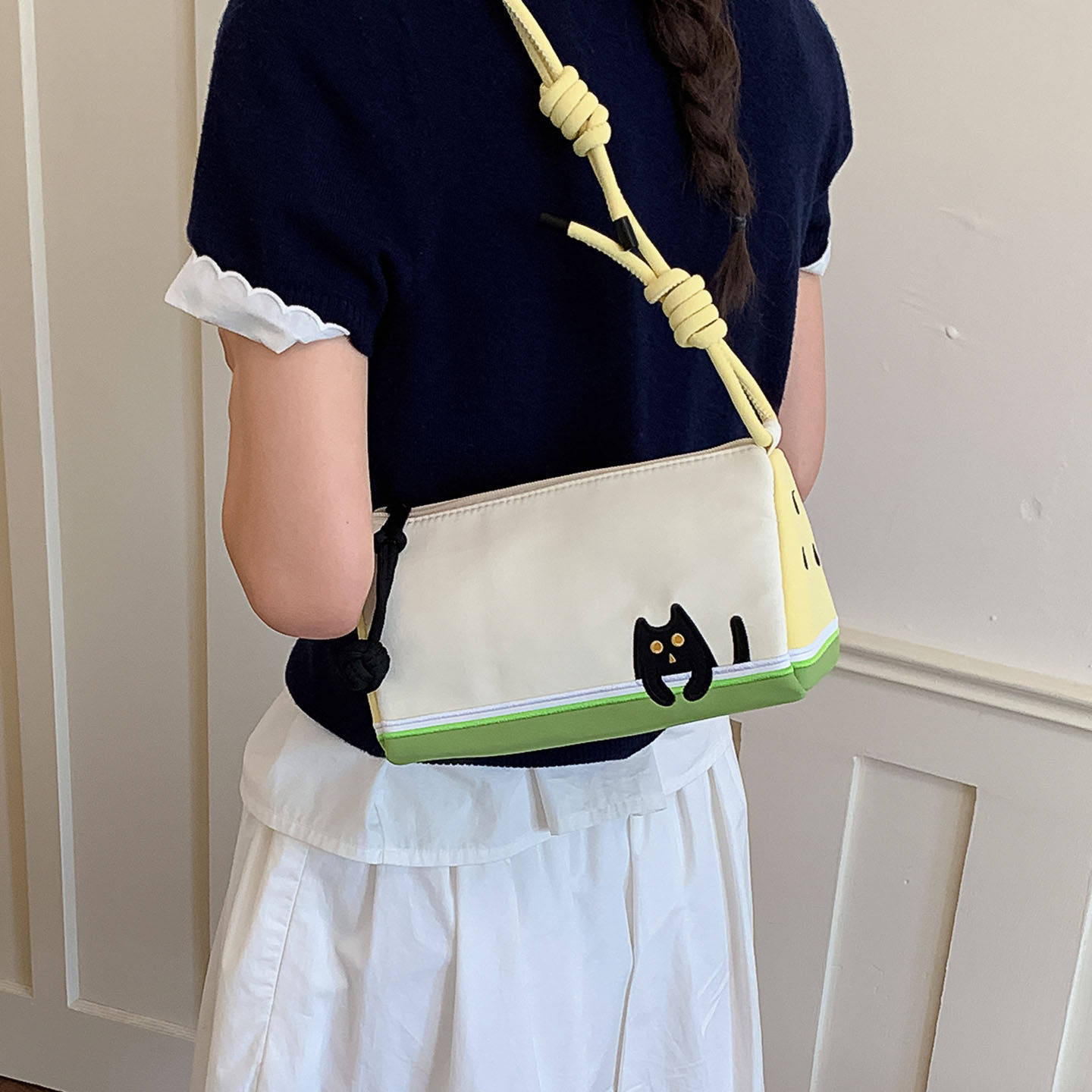 清新新款可爱氛围包设计通勤小众小猫单肩女西瓜斜挎包2026夏季感