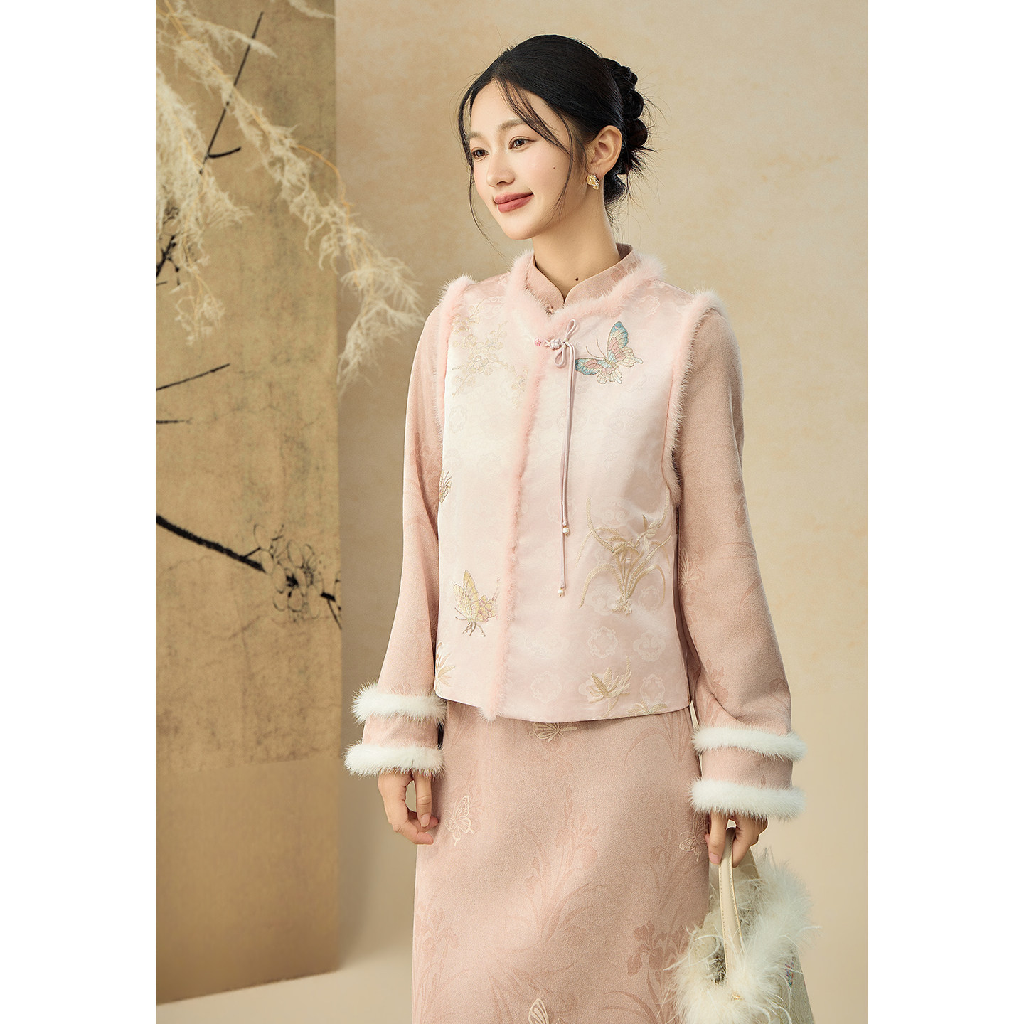 SHIBAI拾白 盈盈 新中式甜美洋气年轻款马甲拼水貂毛粉色旗袍套裙,女装/女士精品,上衣,淘宝优惠券,粉丝福利购,淘宝优惠卷