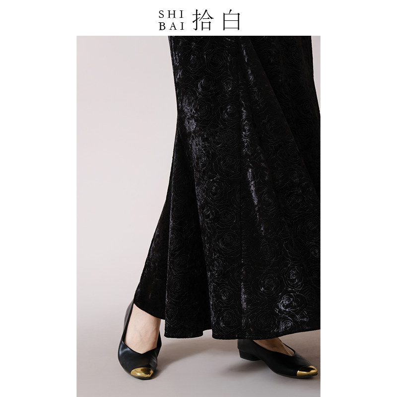 SHIBAI拾白新中式原创通勤气质优雅百搭黑色丝绒玫瑰鱼尾半身裙