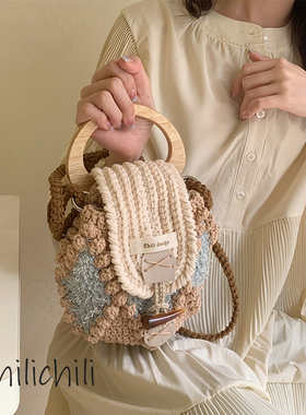 Chilichili原创设计手工钩织DIY材料包特色线仿皮牛角扣斜挎包