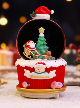 驰猫祝福老人水晶球摆装饰摆件