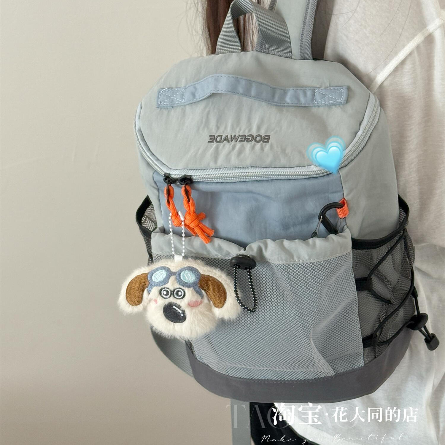 户外徒步登山轻量化小双肩背包女