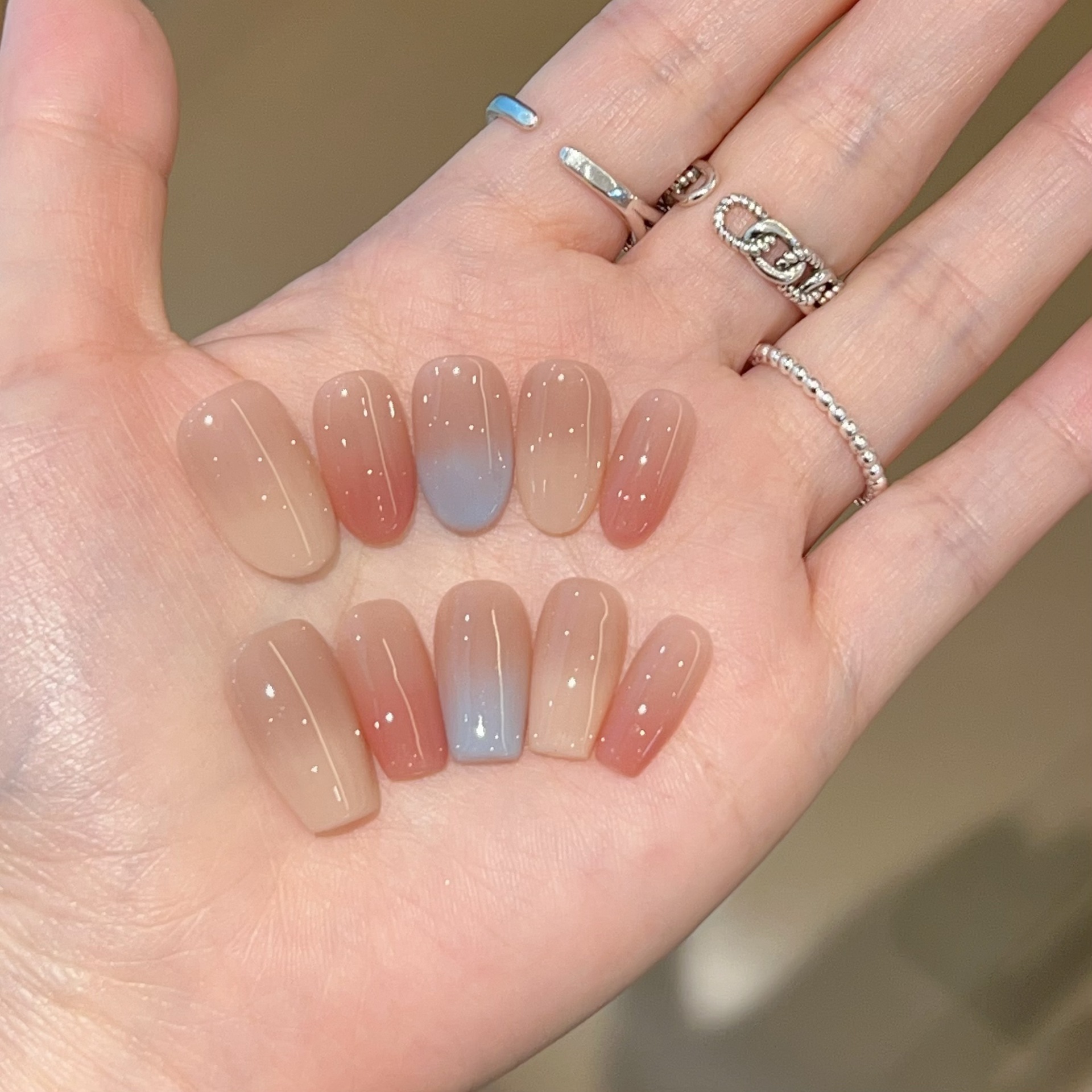 【云间奶霜】纯欲感裸色妈生甲纯手工J298款带盒子工具包