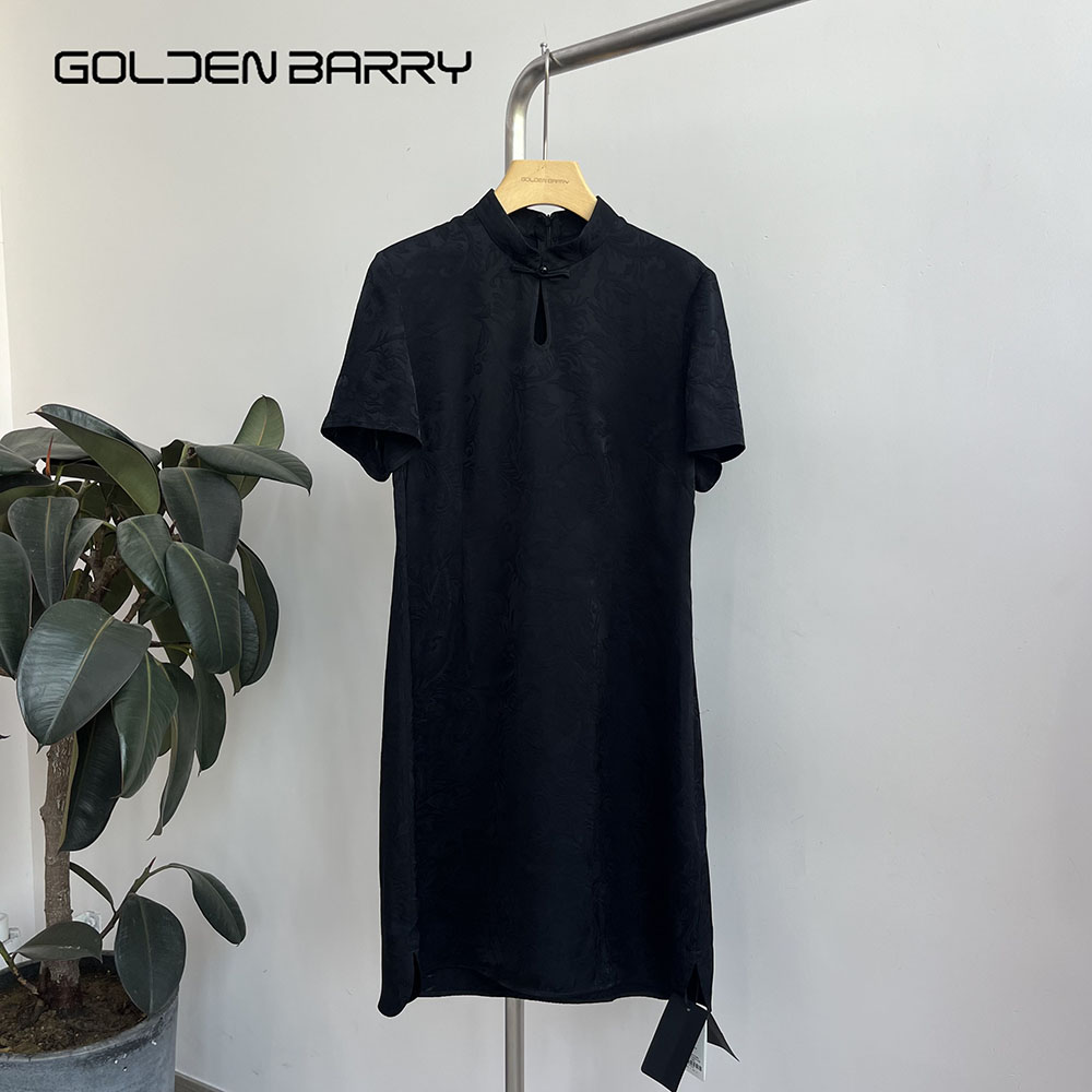 GOLDEN BARRY｜金和百瑞2025年夏301281精致短款旗袍