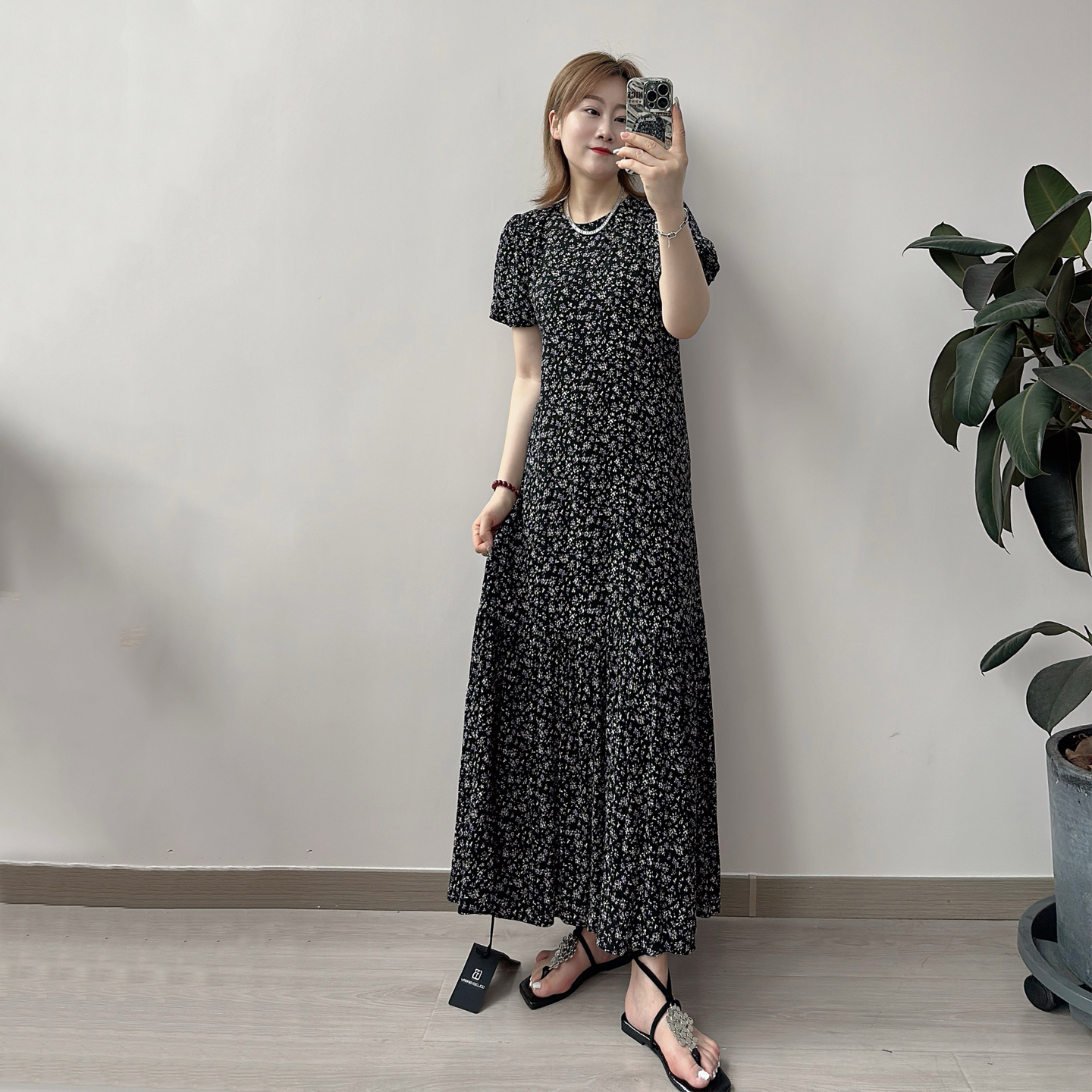 GOLDENBARRY|金和百瑞 301242 满天星碎花泡泡袖连衣裙