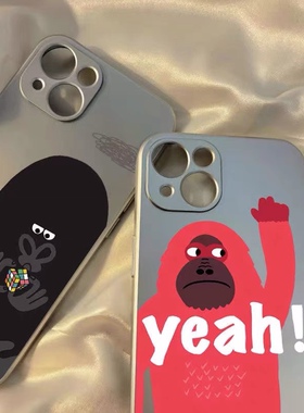 明星同款卡通大猩猩潮流情侣闺蜜适用于苹果14/15手机壳电镀银磨砂硅胶11/12promax高级xs/xr防摔7p创意13p