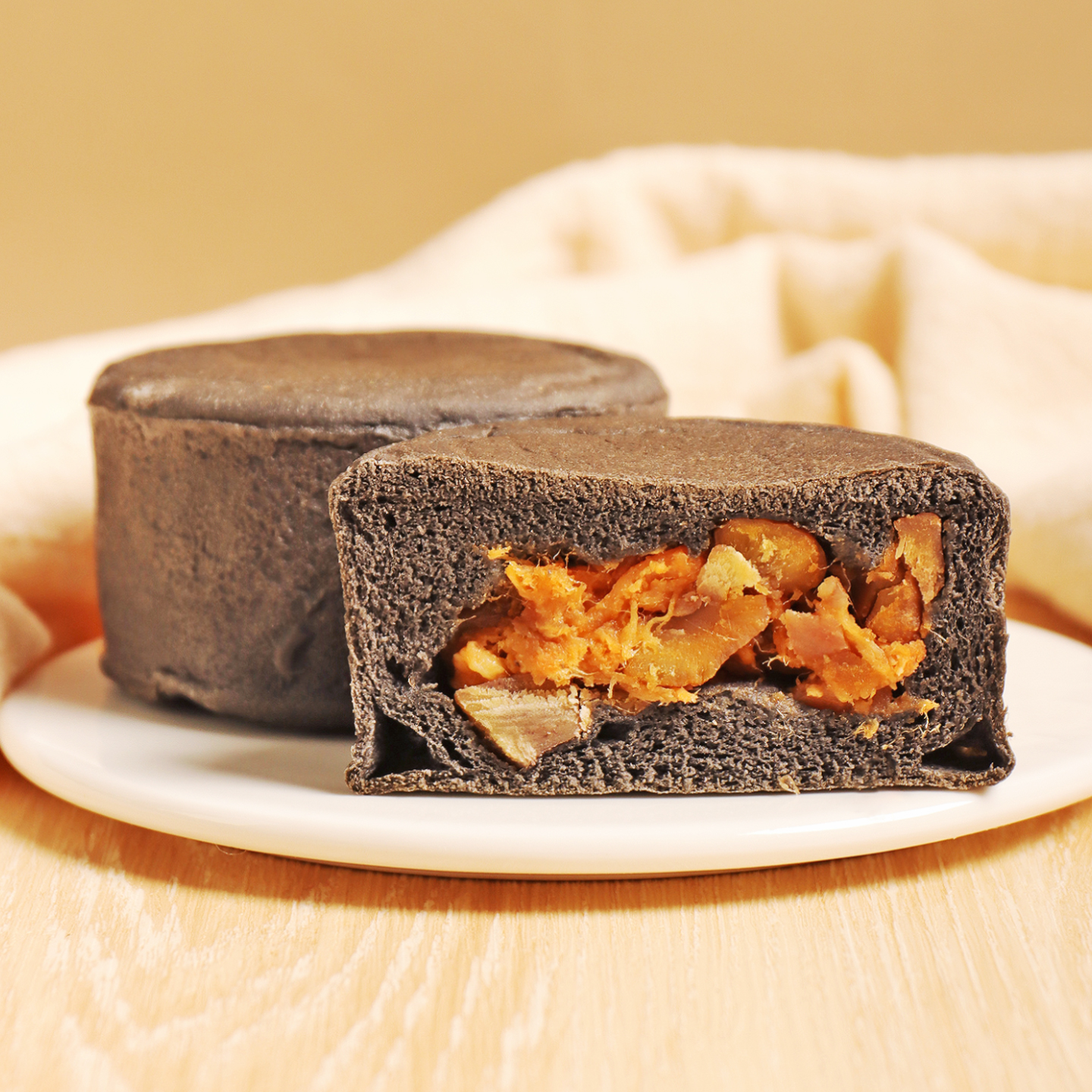 橡木盾板栗烤肠米墩墩面包