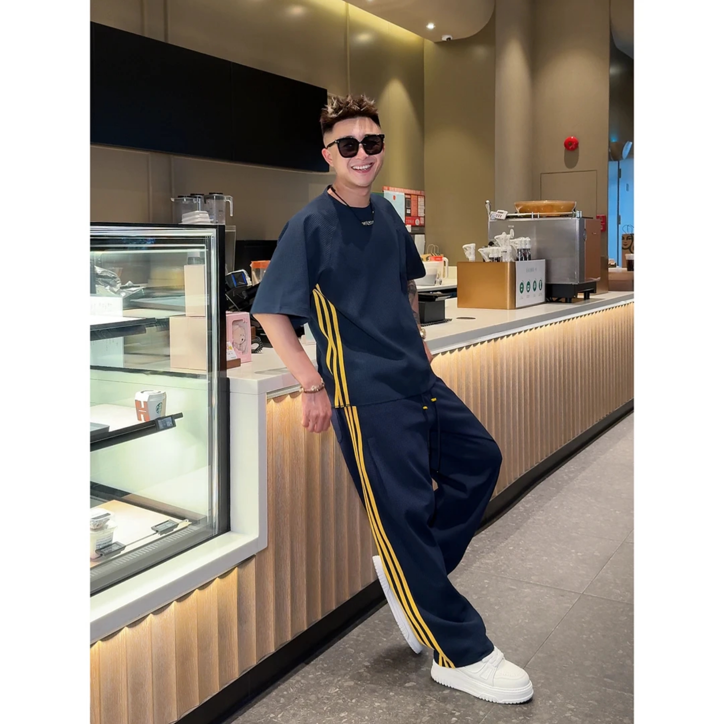 华夫格纹理感运动卫裤撞色条纹三织带短袖T恤休闲套装春季新款男