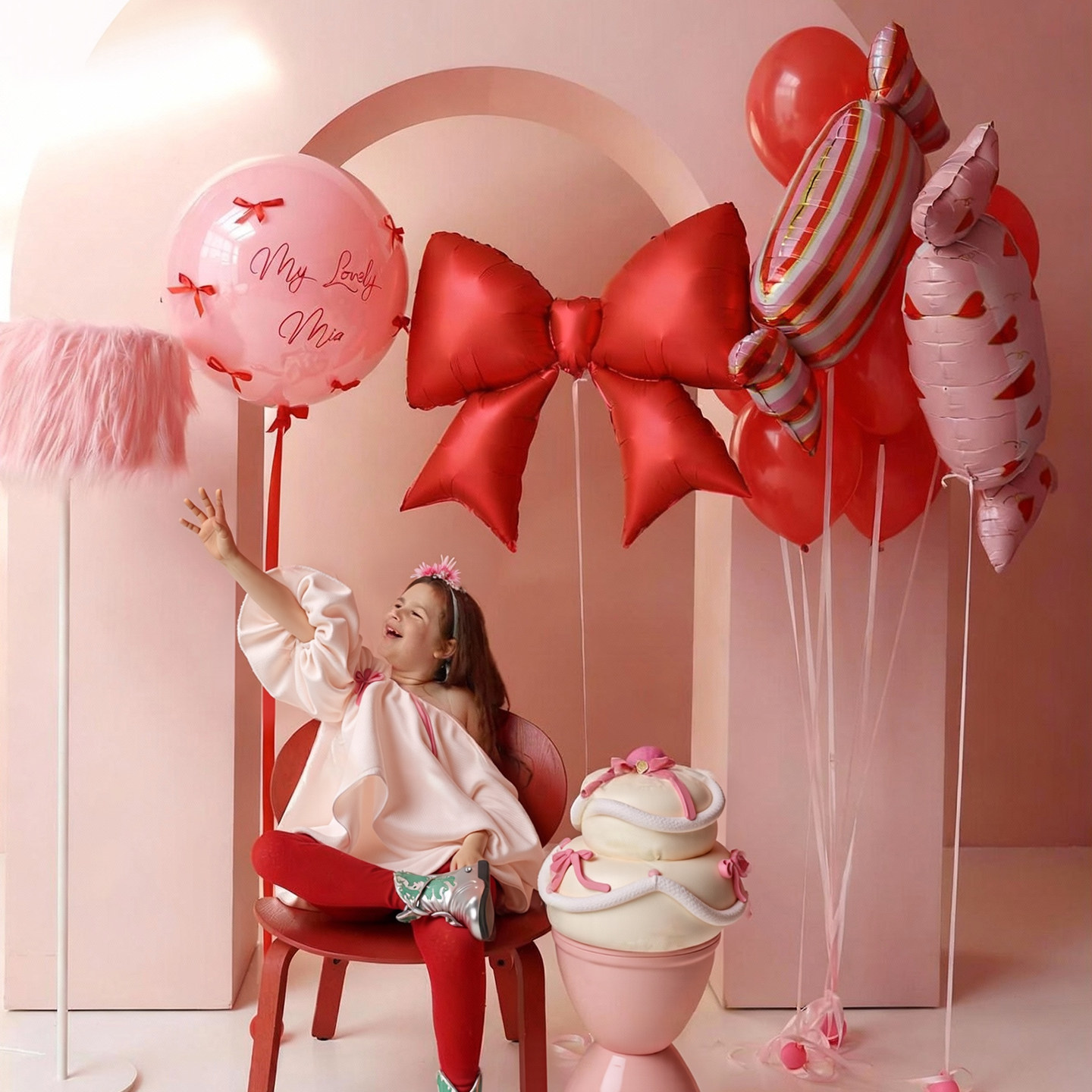 大红色蝴蝶结爱心条纹糖果卡通铝膜气球女孩周岁生日派对装饰布置