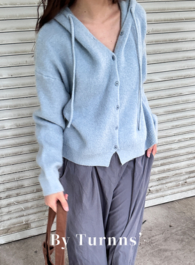 By turnns｜海岸线｜休闲慵懒纽扣连帽针织开衫毛衣外套
