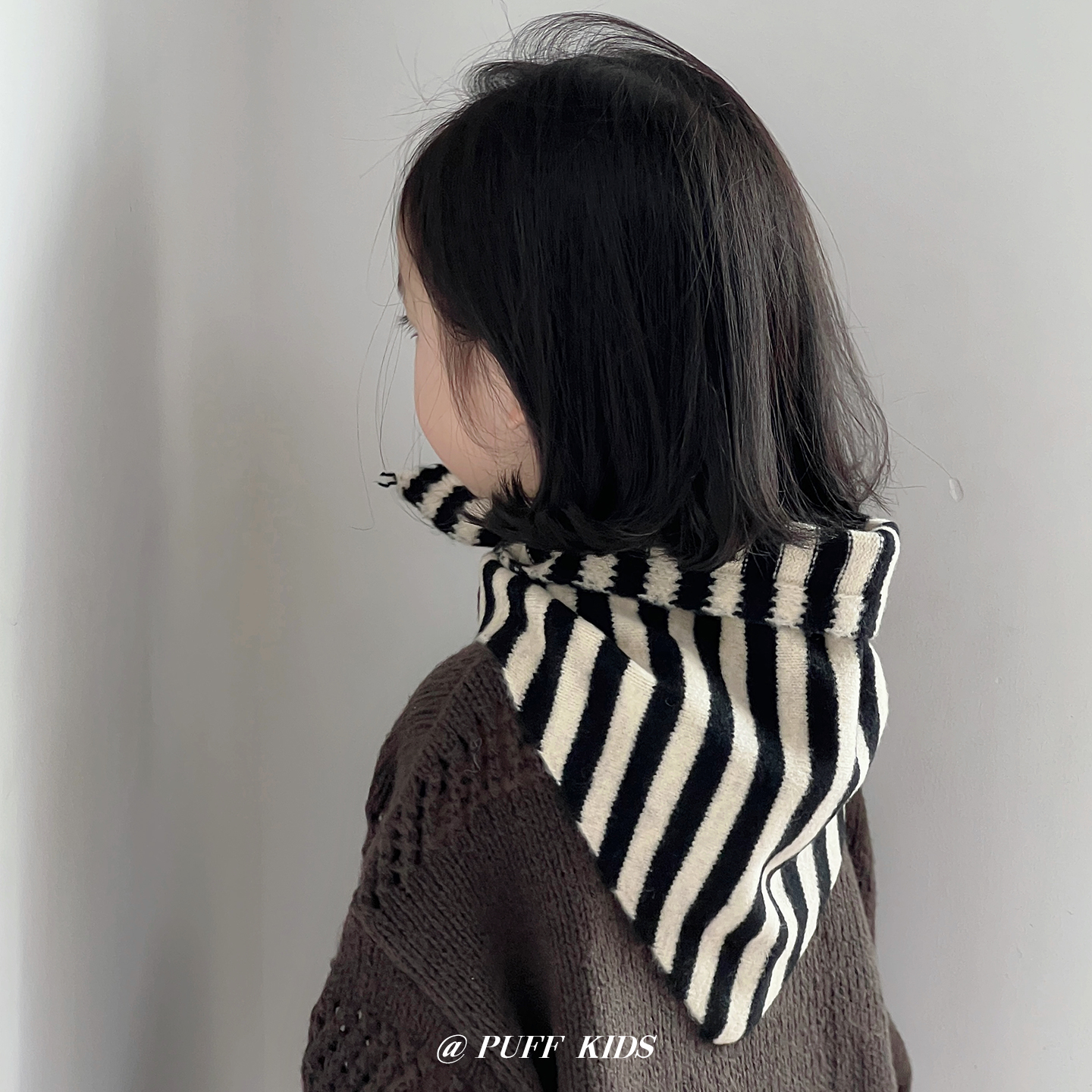 儿童三角巾秋冬ins韩系条纹拼色小标围巾婴幼儿男女宝宝口水巾潮