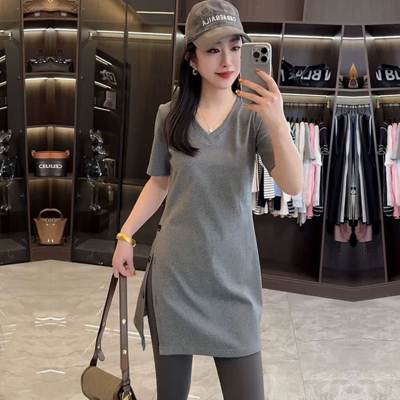 韩版V领侧开叉短袖T恤女中长款2026年春季遮肉显瘦打底衫内搭上衣
