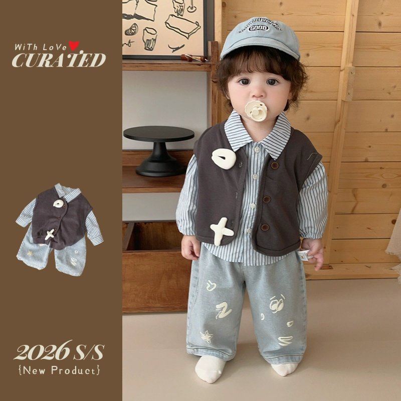 婴幼儿韩版休闲洋气套装2026春季新品男宝宝马甲衬衫牛仔裤三件套