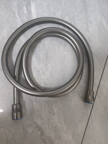 枪灰色花洒淋浴软管热水器洗澡连接软管通用浴霸通用型pvc软管