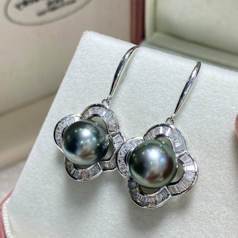 S925银珍珠耳钉精工精细海水