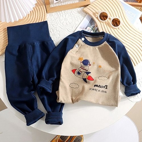套装加厚男女婴儿秋季衣服