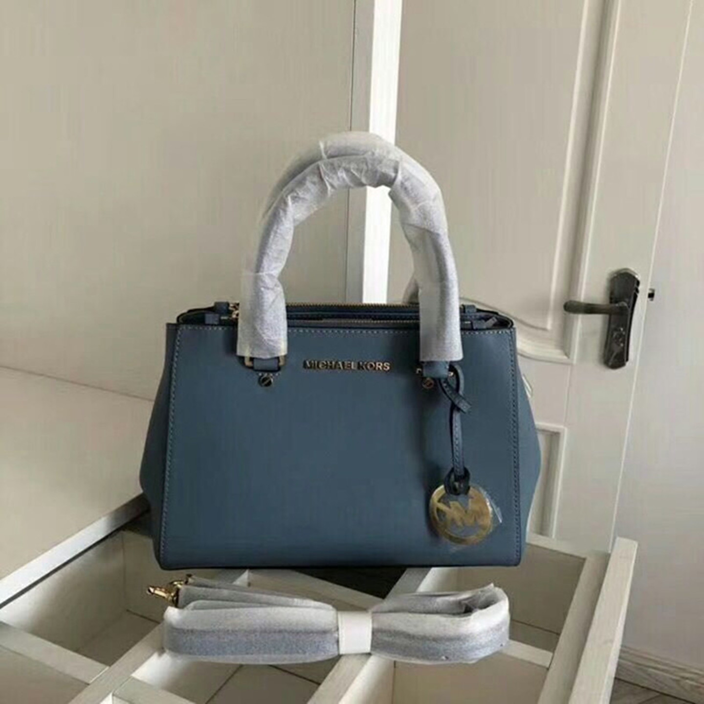 包包手柄保护膜环保珍珠棉胶通肩带链条泡沫套五金假发防震包装膜