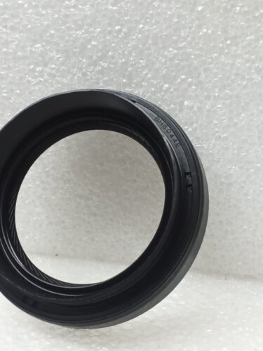 BH6044E  90311-38074 尺寸 38X54X9/15mm 汽车油封