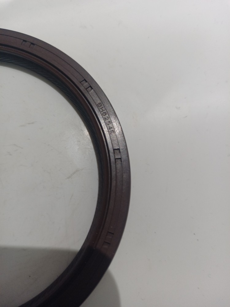 BH6254E 曲轴后油封 原装日本进口NOK