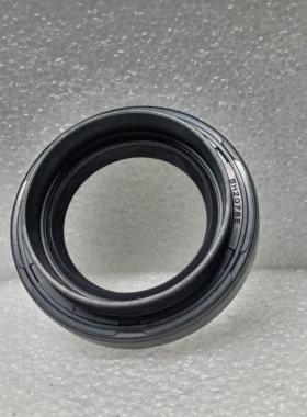 BH2078E 90311-34031 90311-34033 尺寸 34X54X9/15.5mm 半轴油封
