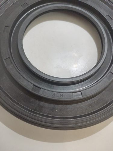 BE2327F 尺寸:66X134X16 汽车油封