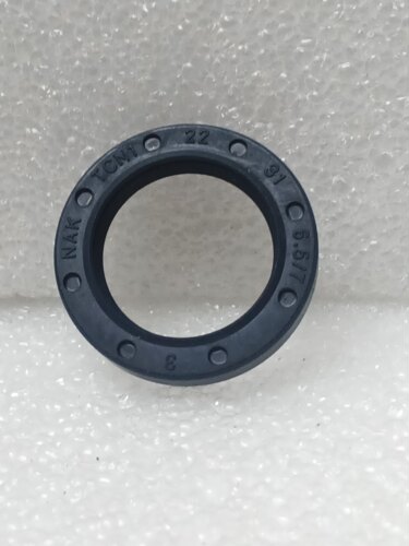 22 31 6.5/7  尺寸 22X31X6.5/7mm 方向机油封