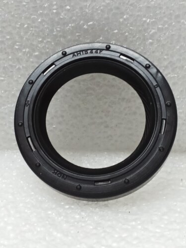 AH1544F  91213-PT0-003  尺寸 28X42X8mm 汽车油封
