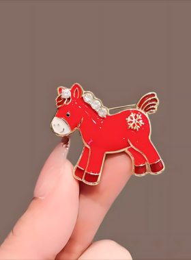 马年红色小马胸针2026新款高级感