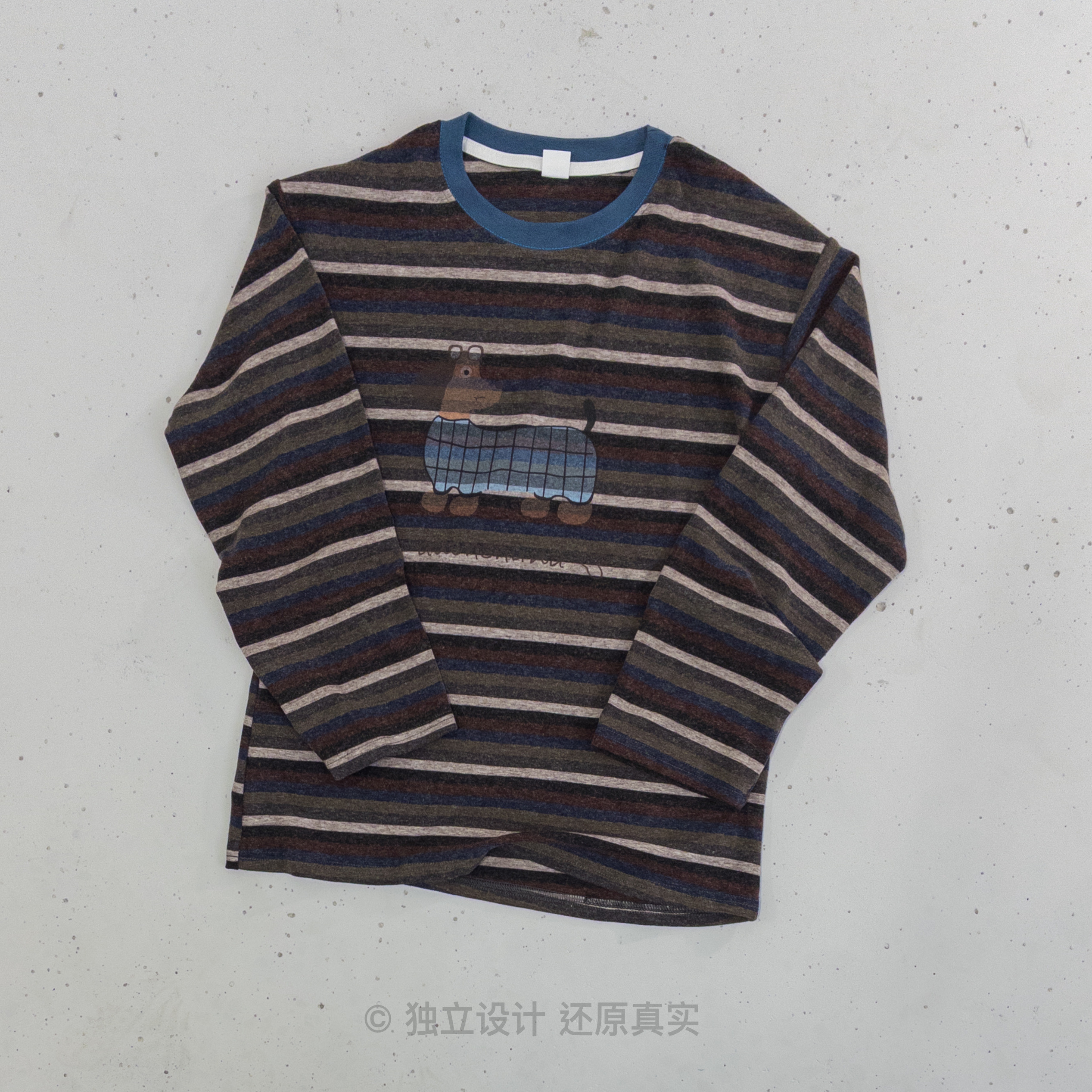 彩色条纹小狗印花宽松显瘦T恤