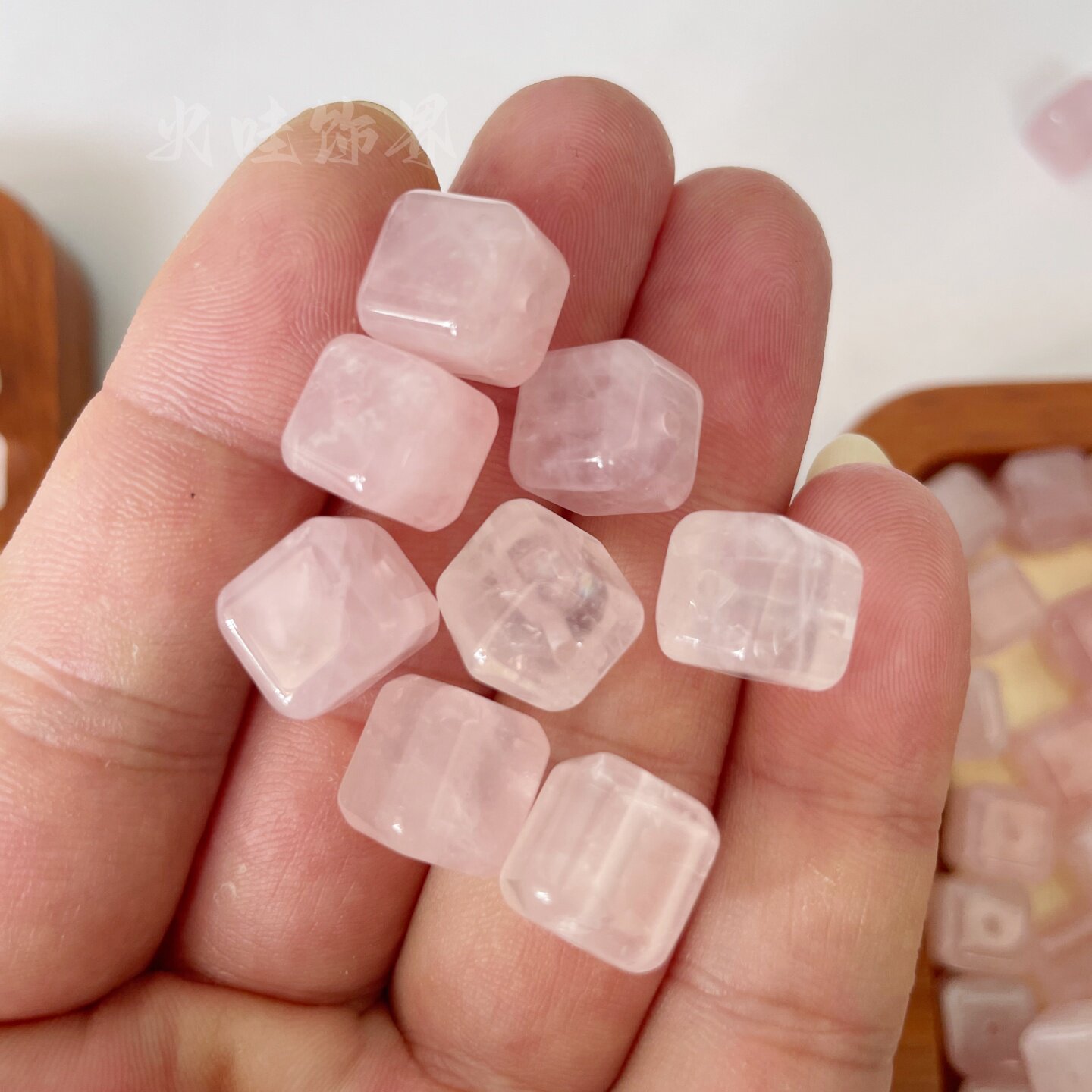 天然粉色方糖水晶散珠文玩DIY手串珠隔珠手工饰品方块配件方形珠