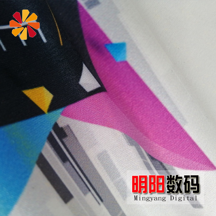 179号布 复合平纹外套弹力面料数码印花定制加工专用面料使用感如何?