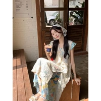 復(fù)古套裝女彩色油畫連衣裙度假風(fēng)夏季鉤花蕾絲罩衫背心裙兩件套