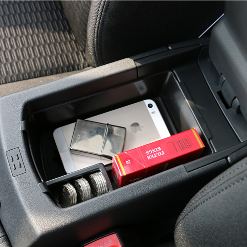 标致2018款全新爱丽舍扶手箱XR